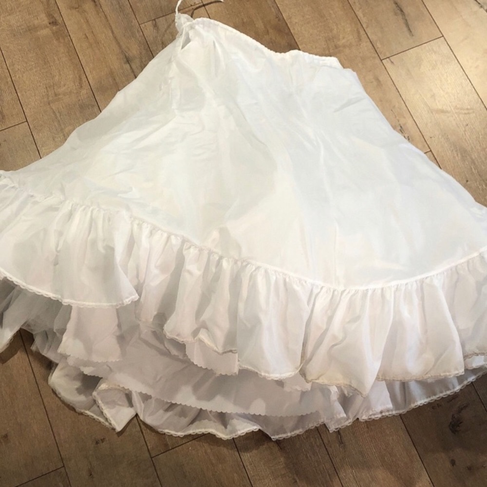 Ball gown or bridal petticoat One Size